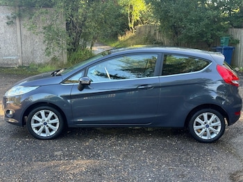 Used Ford Fiesta 2011 for sale - 75919820: Photo