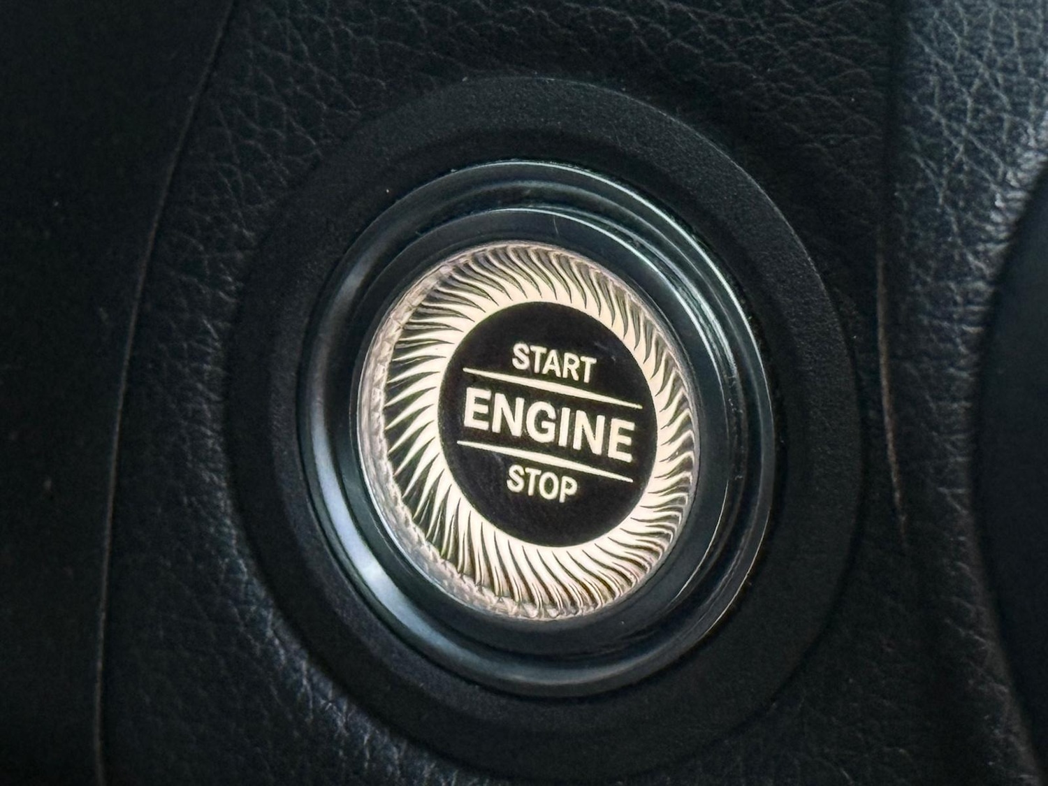 Used Mercedes-Benz C Class 2019 for sale - 76394937: Photo 27