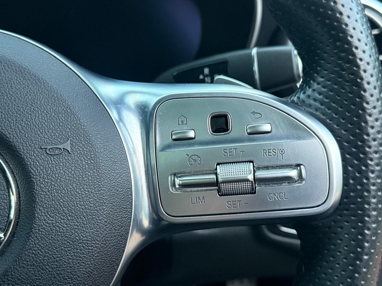 Used Mercedes-Benz C Class 2019 for sale - 76394937: Photo 31