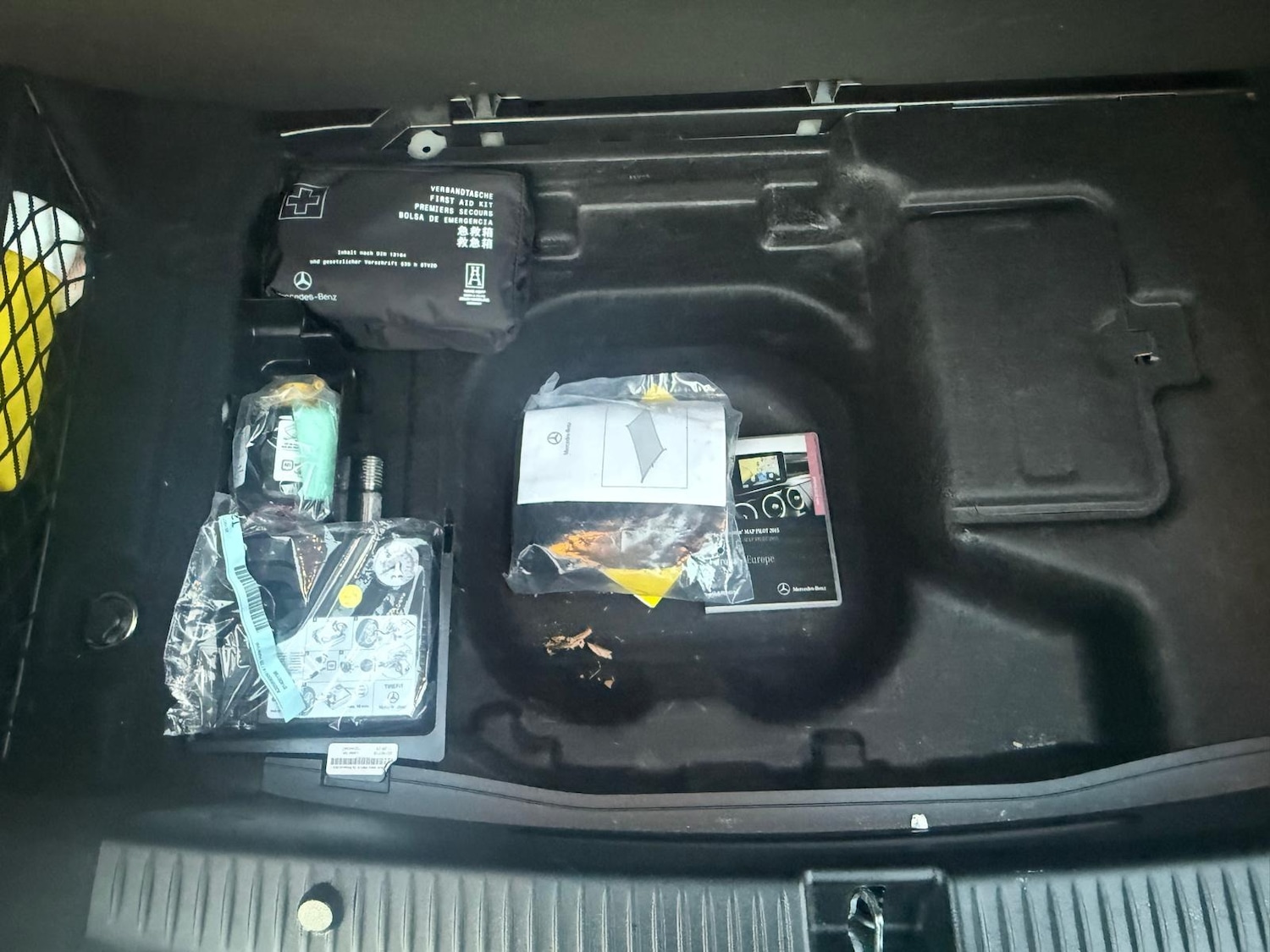 Used Mercedes-Benz C Class 2019 for sale - 76394937: Photo 65