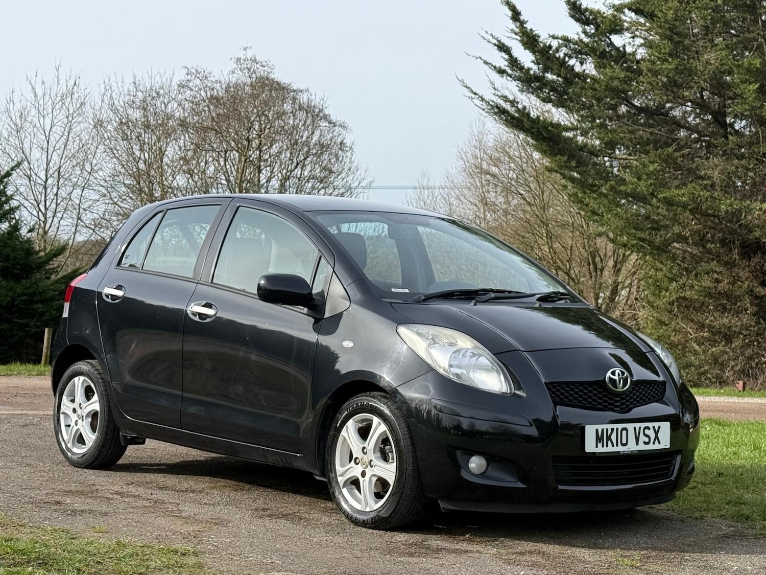 Used Toyota Yaris 2010 for sale - 77663739: Photo 1