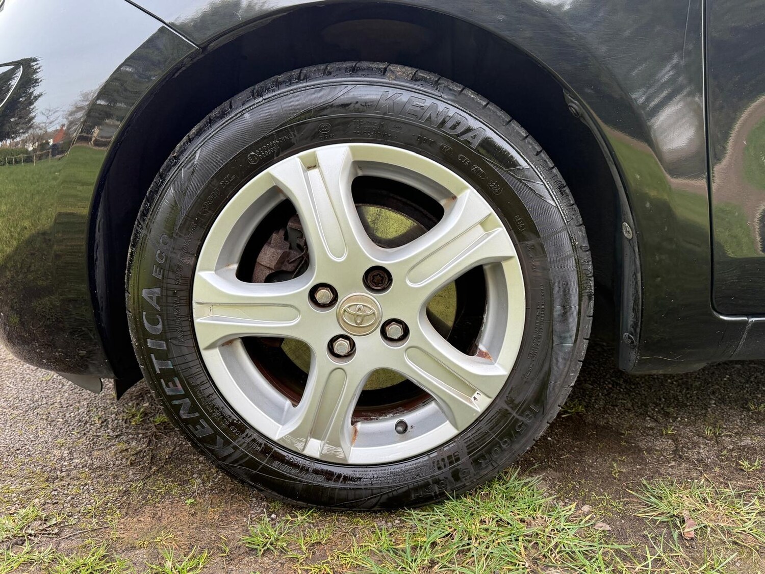 Used Toyota Yaris 2010 for sale - 77663739: Photo 38