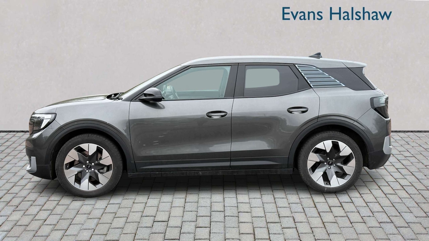 Used Ford Explorer 2025 for sale - 78149142: Photo 3