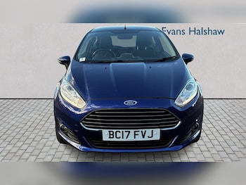 Used Ford Fiesta 2017 for sale - 76460201: Photo