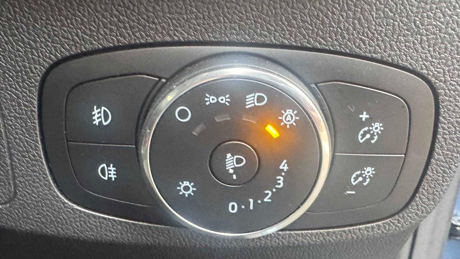 Used Ford Focus 2023 for sale - 77472756: Photo 21