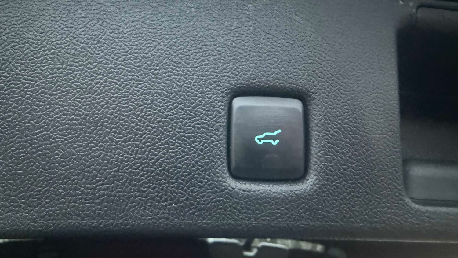 Used Ford Kuga 2022 for sale - 77401675: Photo 21