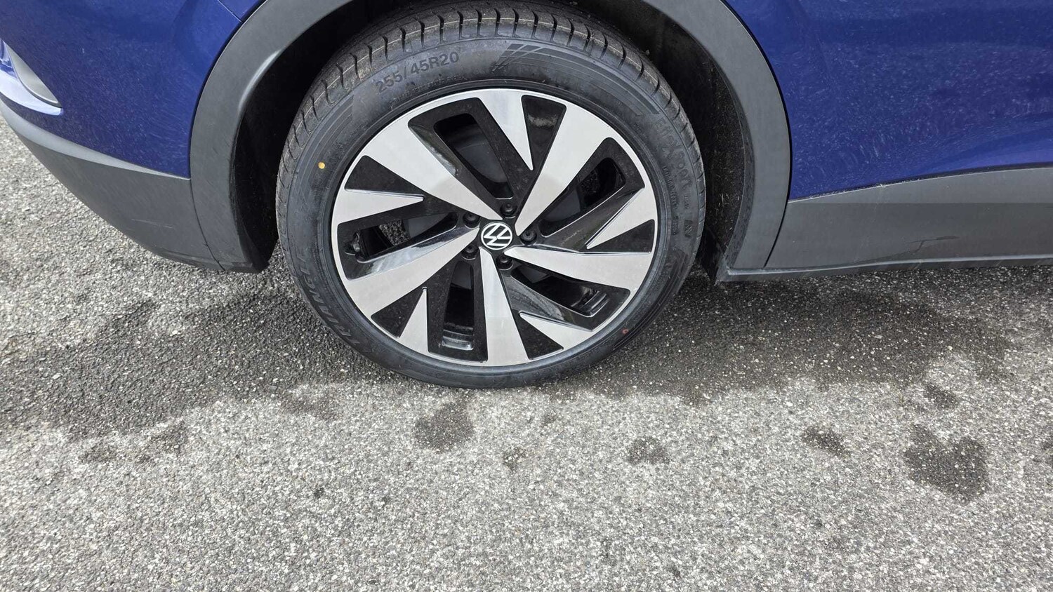 Used Volkswagen ID.4 2021 for sale - 77429222: Photo 9