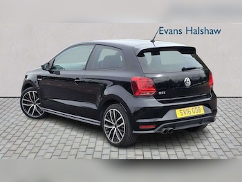 Used Volkswagen Polo 2016 for sale - 79535582: Photo