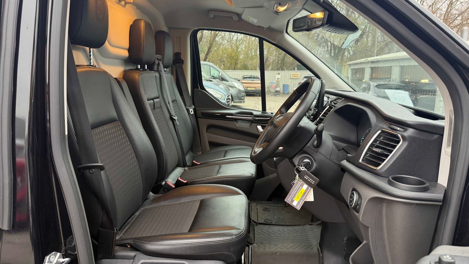 Used Ford Transit Custom 2023 for sale - 77068521: Photo 4