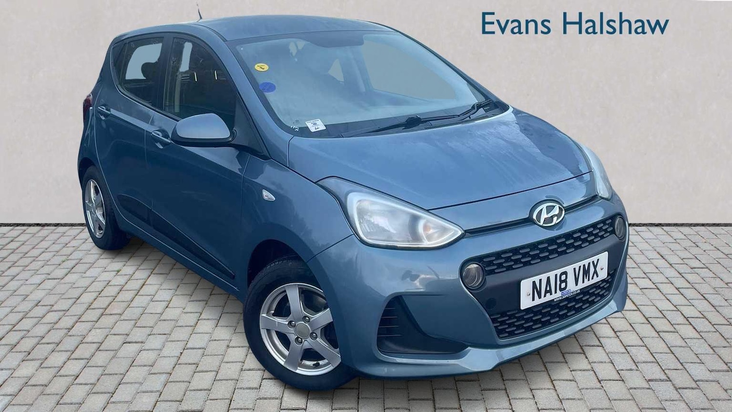 Used Hyundai i10 2018 for sale - 76804940: Photo 1