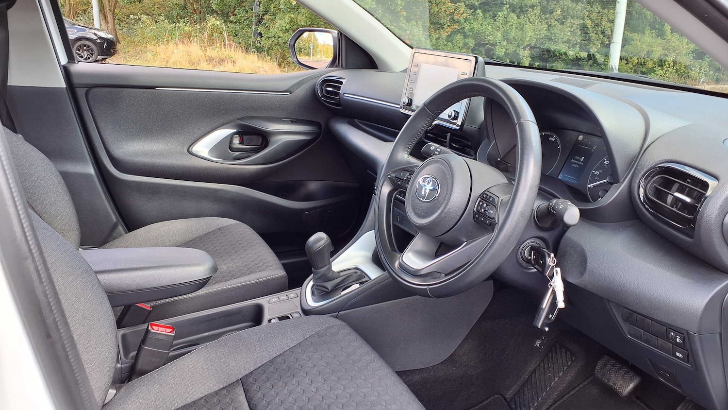 Used Toyota Yaris 2023 for sale - 78161230: Photo 18