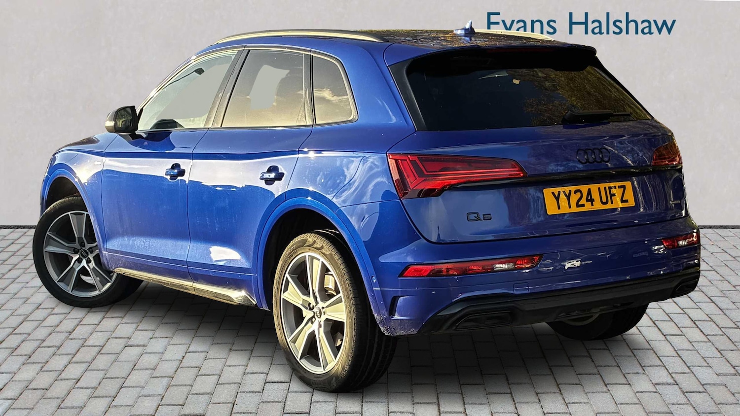 Used Audi Q5 2024 for sale - 76610724: Photo 2