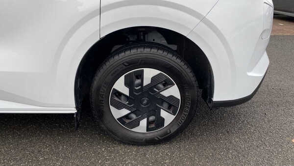Used Ford Transit Custom 2024 for sale - 75317699: Photo 2