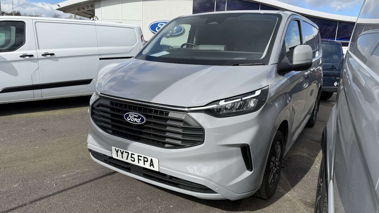 Used Ford Transit Custom 2025 for sale - 78037599: Photo 2