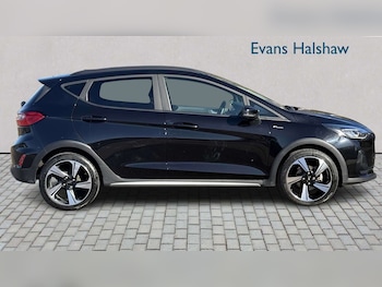 Used Ford Fiesta 2023 for sale - 77928400: Photo