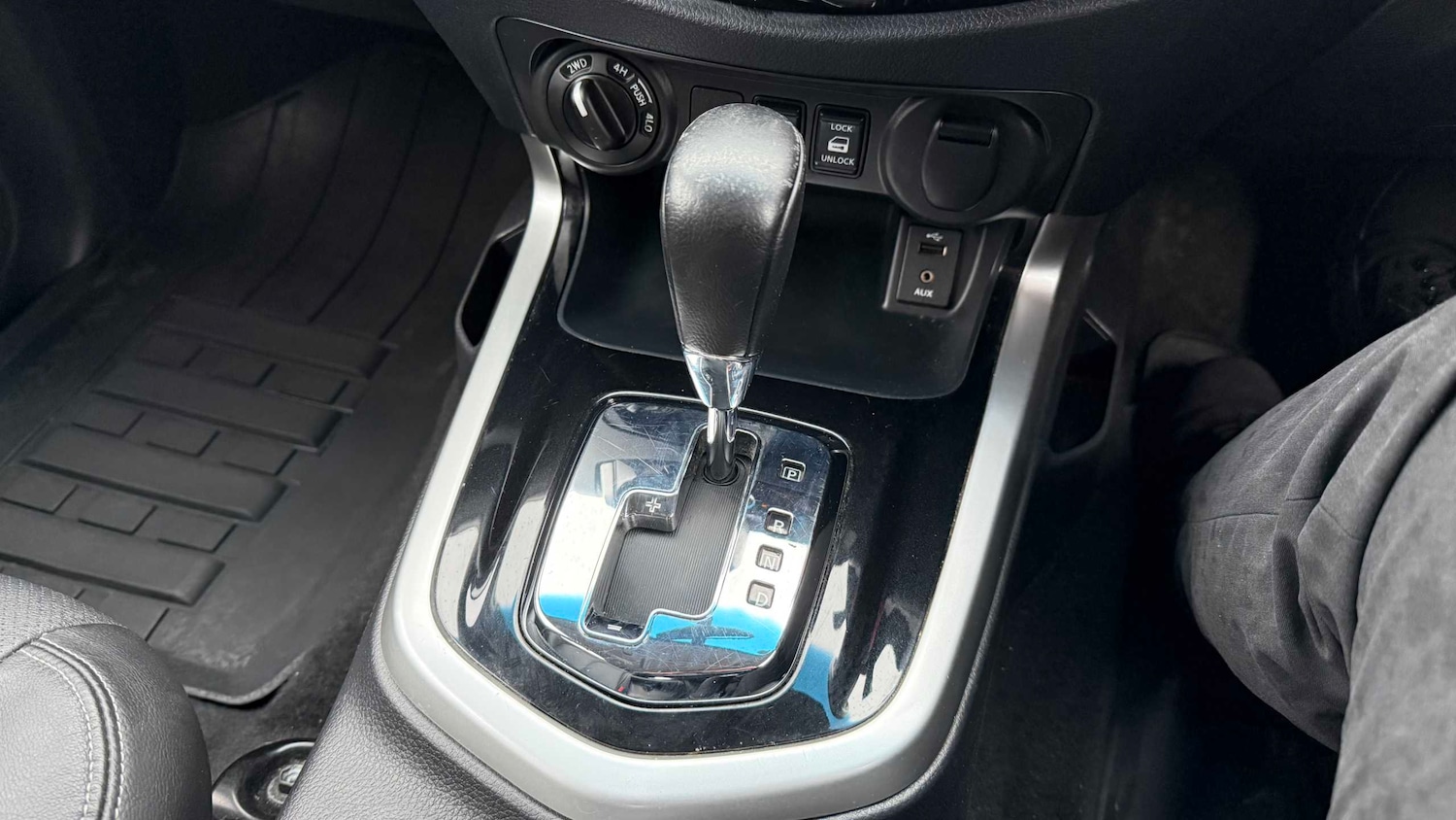 Used Nissan Navara 2017 for sale - 76460464: Photo 17