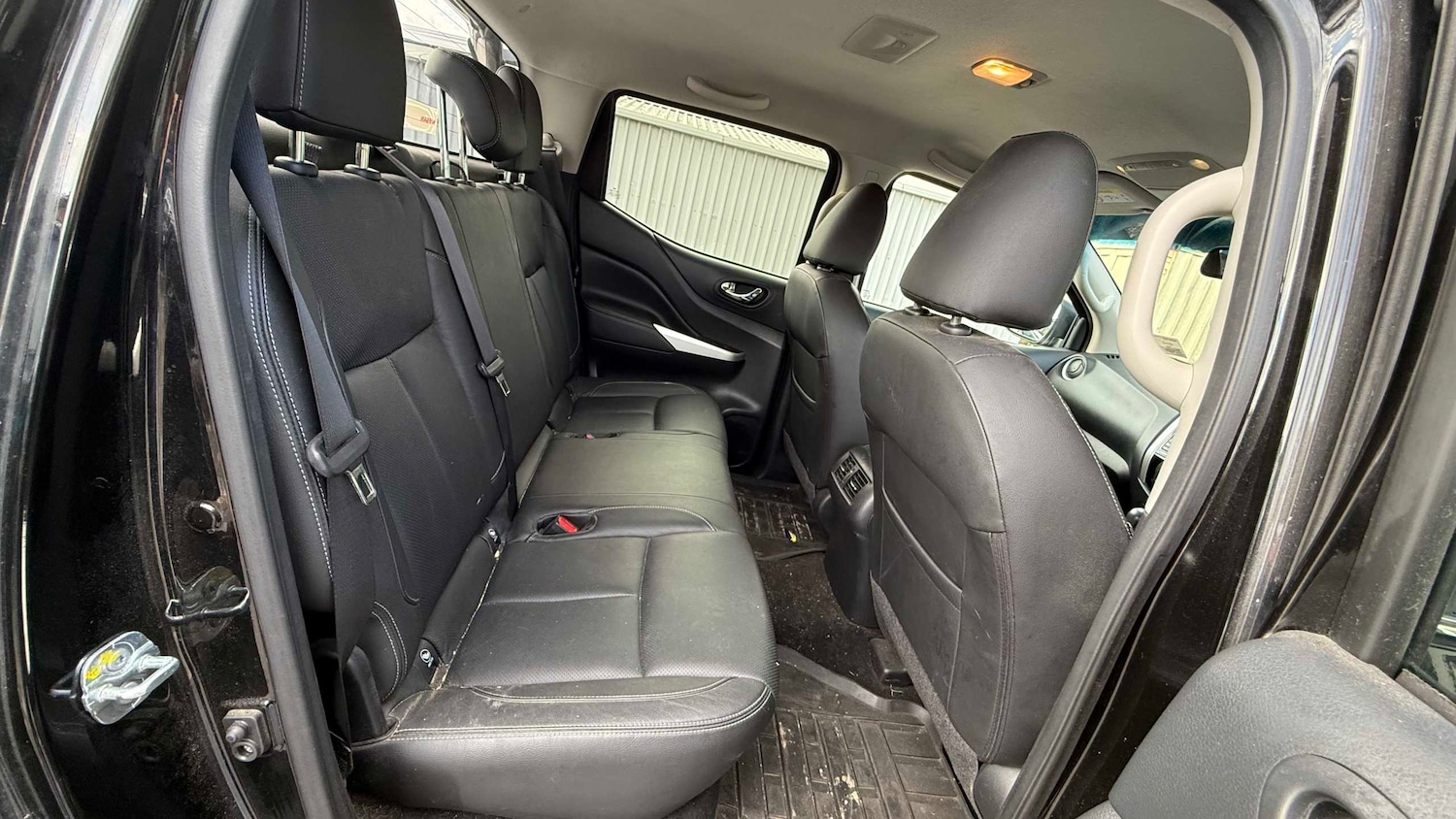 Used Nissan Navara 2017 for sale - 76460464: Photo 3