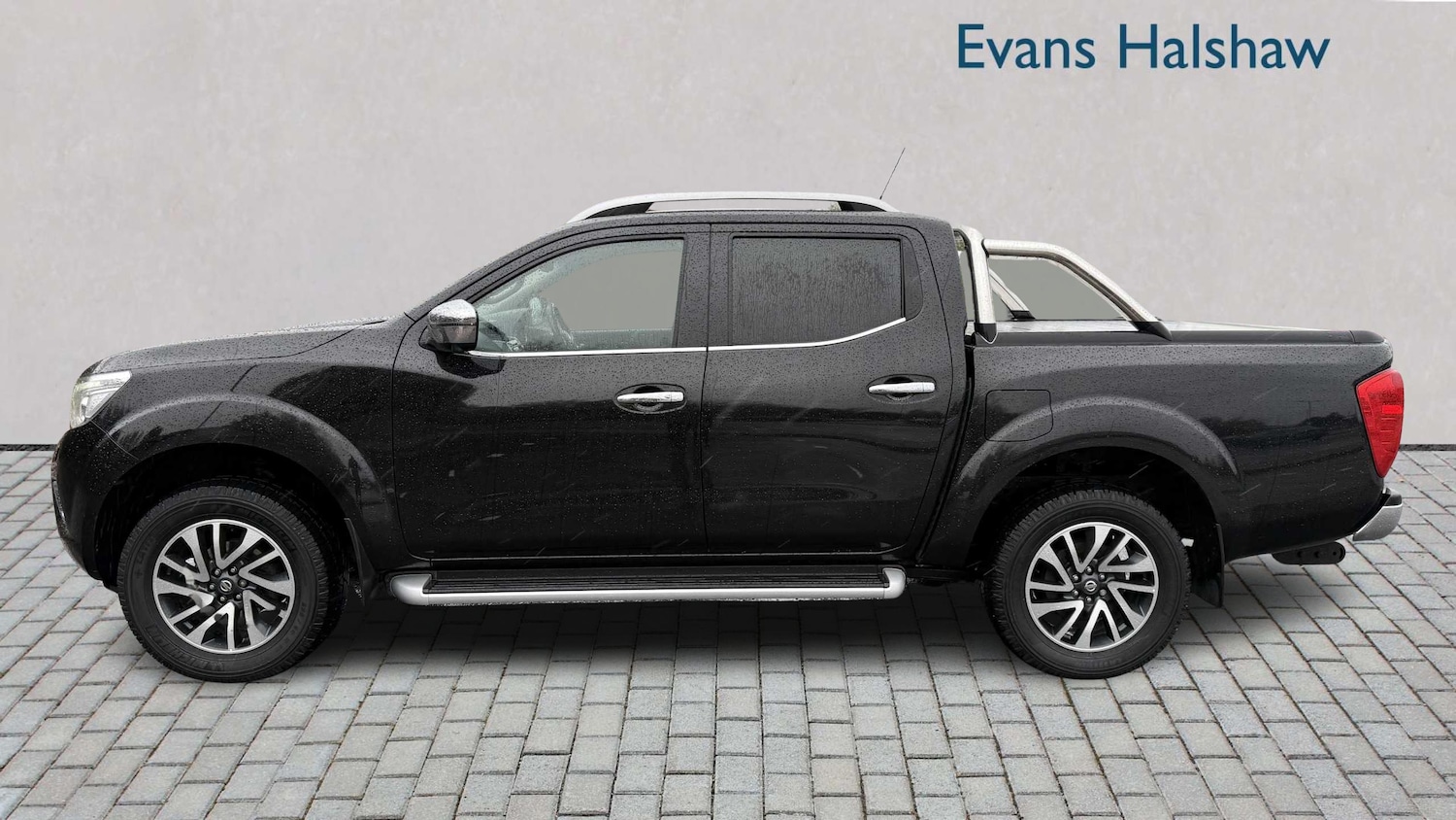Used Nissan Navara 2017 for sale - 76460464: Photo 8