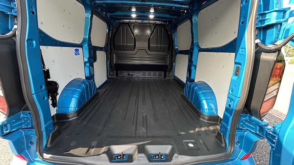 Used Ford Transit Custom 2024 for sale - 76242386: Photo 16