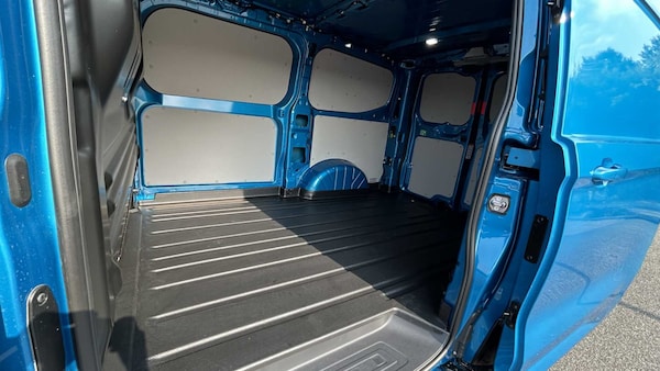 Used Ford Transit Custom 2024 for sale - 76242386: Photo 18