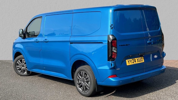Used Ford Transit Custom 2024 for sale - 76242386: Photo 2