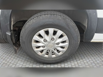 Used Maxus Deliver 9 2024 for sale - 77972467: Photo