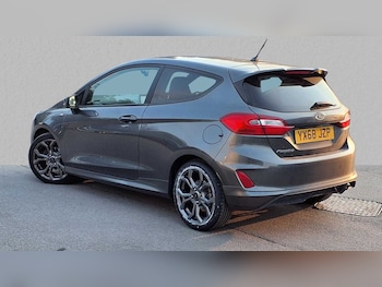 Used Ford Fiesta 2018 for sale - 75510711: Photo