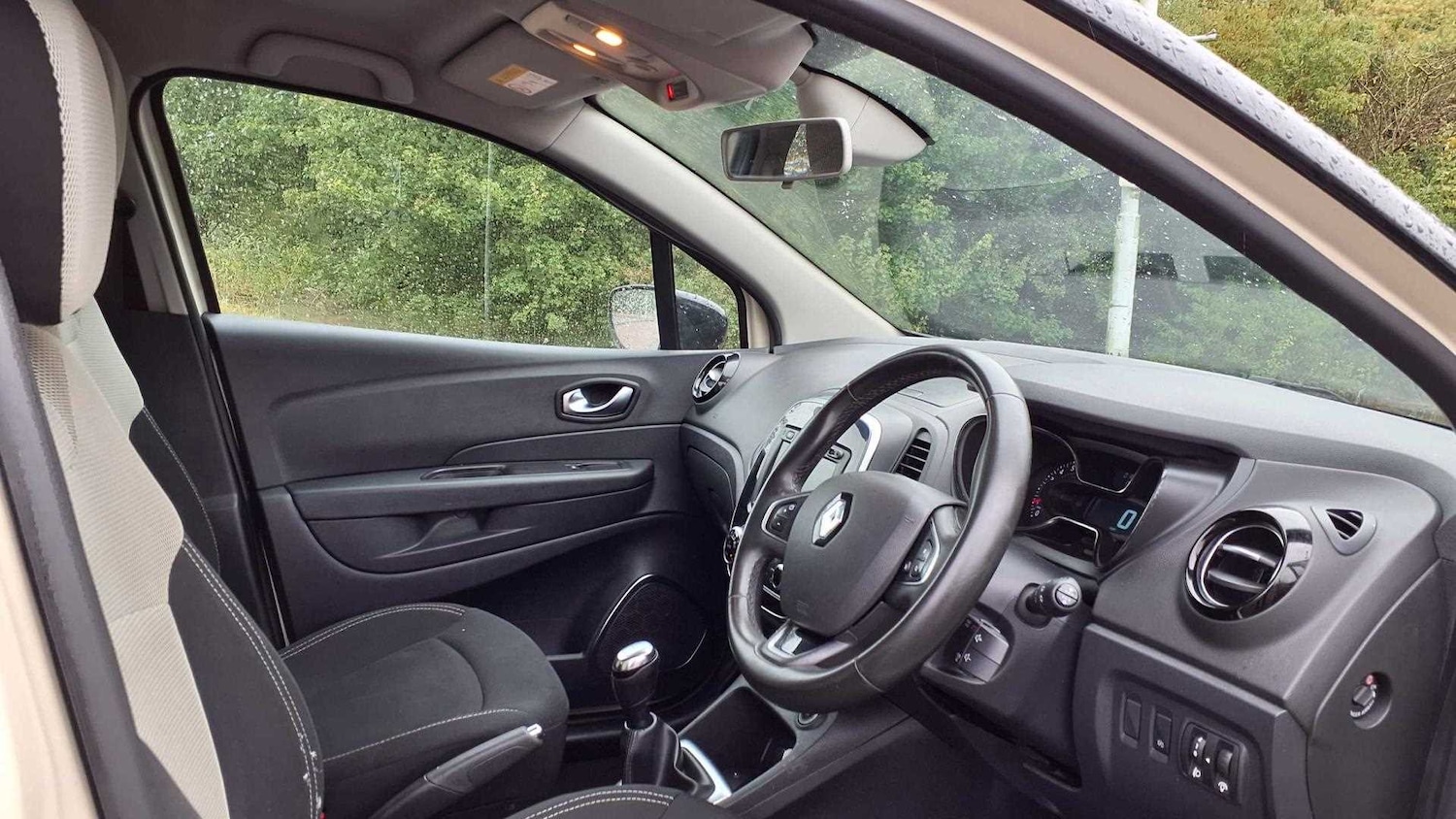 Used Renault Captur 2019 for sale - 76125812: Photo 19