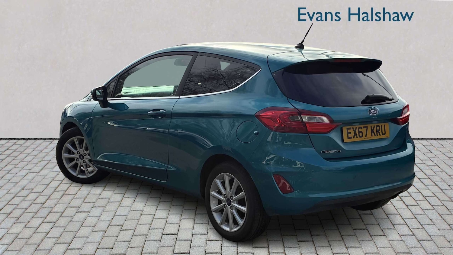 Used Ford Fiesta 2017 for sale - 78137577: Photo 2