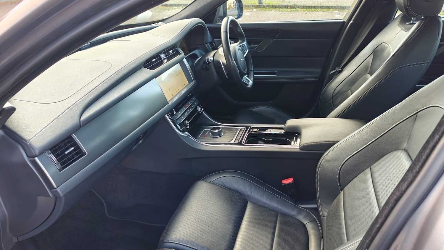 Used Jaguar XF 2019 for sale - 76540836: Photo 22