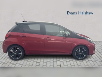 Used Toyota Yaris 2016 for sale - 76475997: Photo