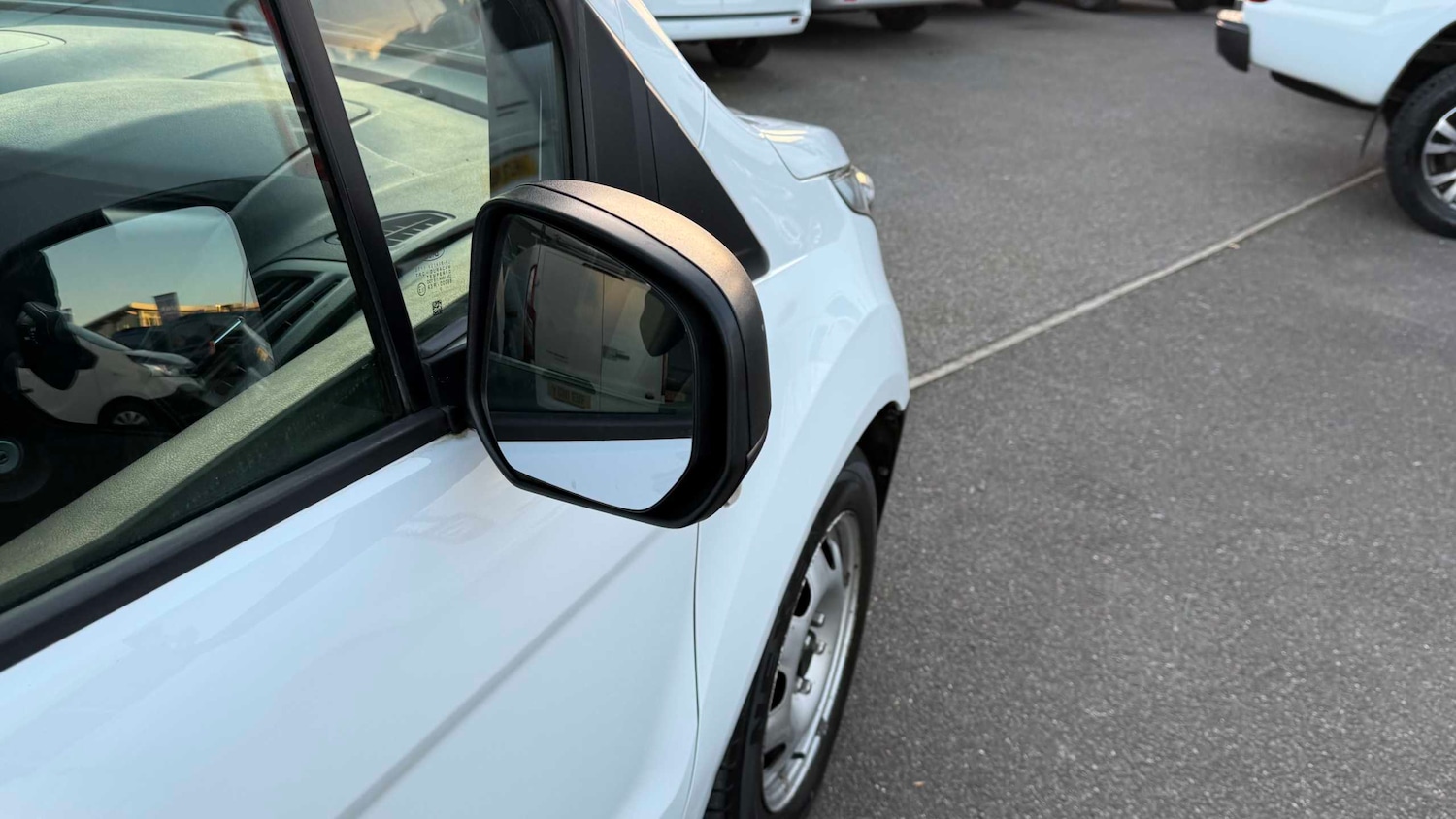 Used Ford Transit Connect 2020 for sale - 76401346: Photo 32