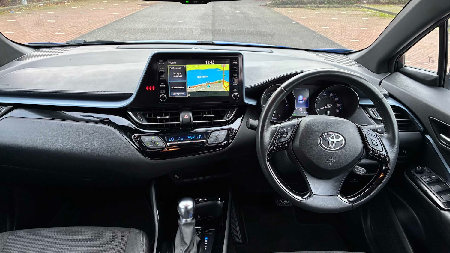 Used Toyota C-HR 2021 for sale - 76889874: Photo 10