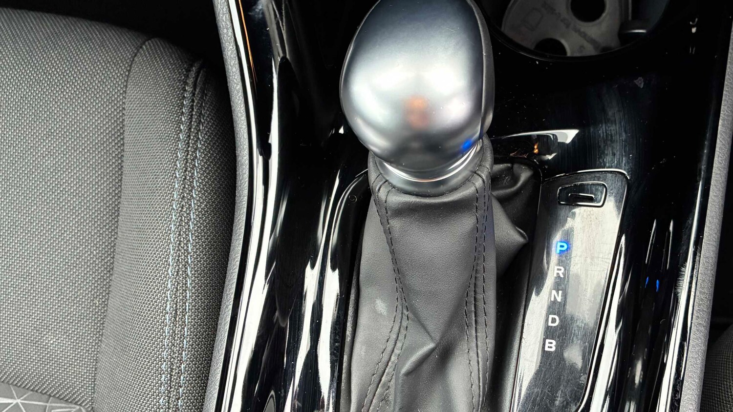 Used Toyota C-HR 2021 for sale - 76889874: Photo 20