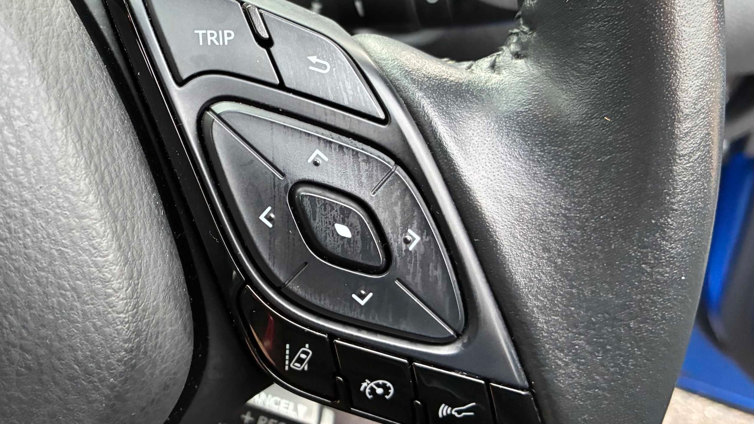 Used Toyota C-HR 2021 for sale - 76889874: Photo 25