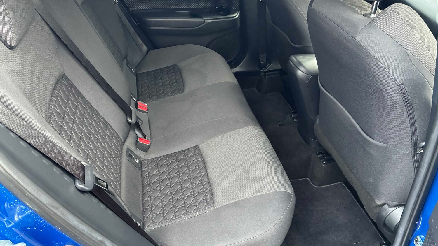 Used Toyota C-HR 2021 for sale - 76889874: Photo 8