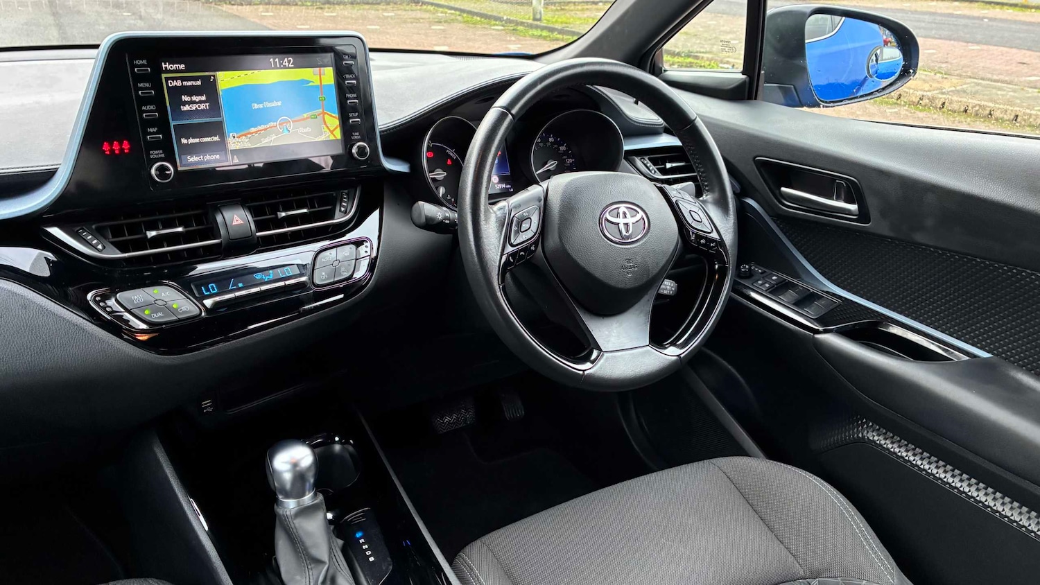 Used Toyota C-HR 2021 for sale - 76889874: Photo 9