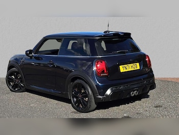 Used MINI Hatch 2021 for sale - 77178950: Photo