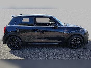 Used MINI Hatch 2021 for sale - 77178950: Photo