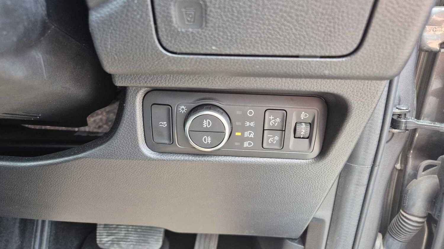 Vehicle 35