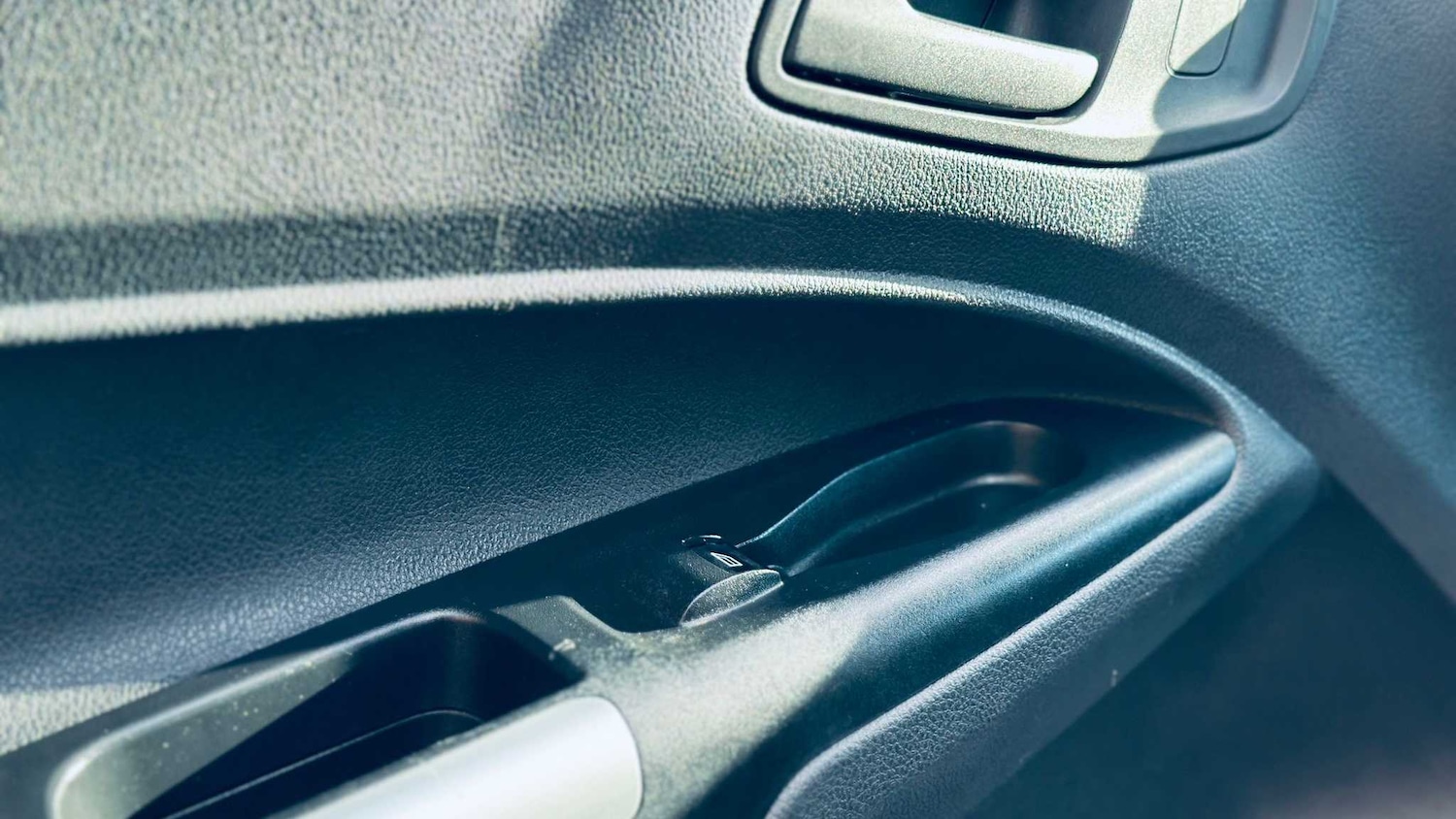 Used Ford Transit Connect 2015 for sale - 76460104: Photo 21