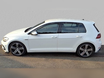 Used Volkswagen Golf 2019 for sale - 75626070: Photo