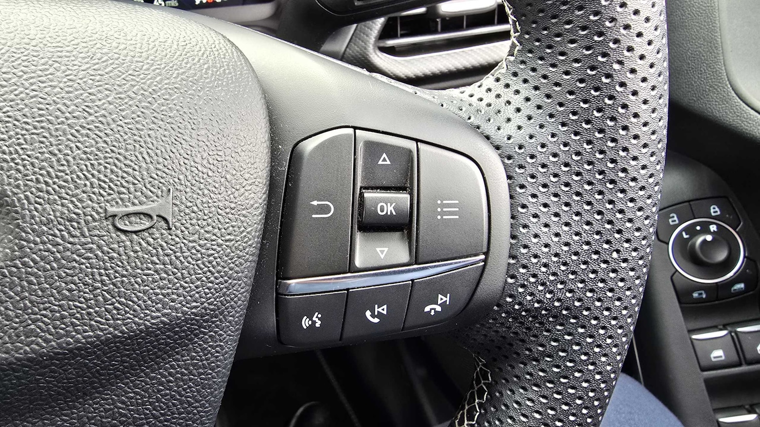 Used Ford Puma 2023 for sale - 76045092: Photo 21