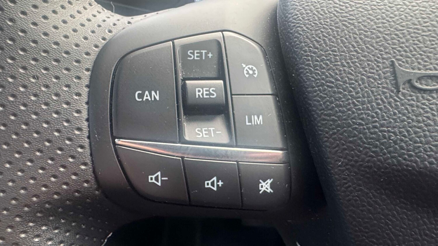 Used Ford Puma 2023 for sale - 76401326: Photo 31