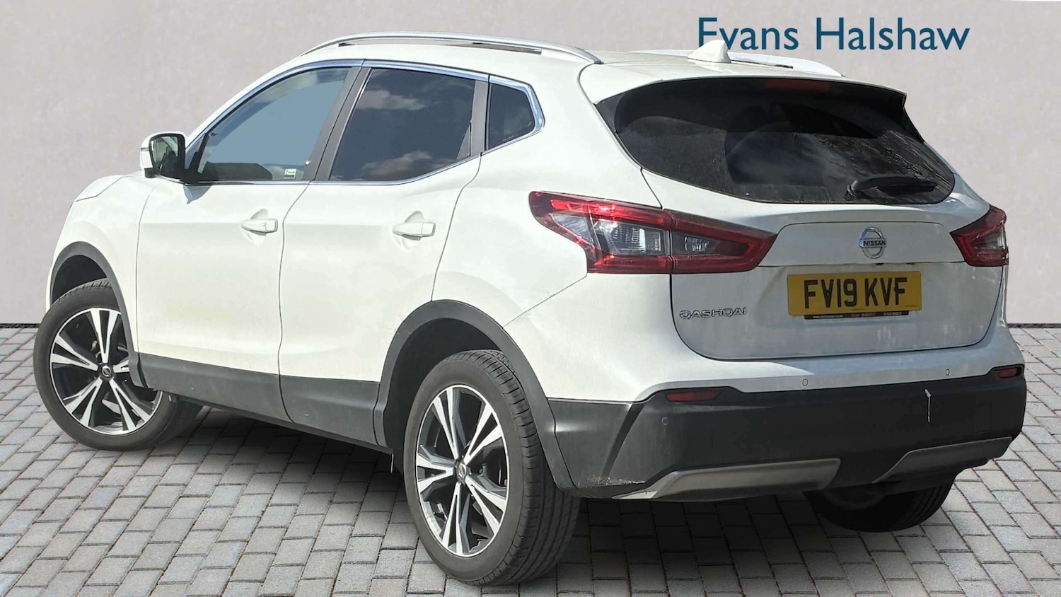 Used Nissan Qashqai 2019 for sale - 77894443: Photo 2