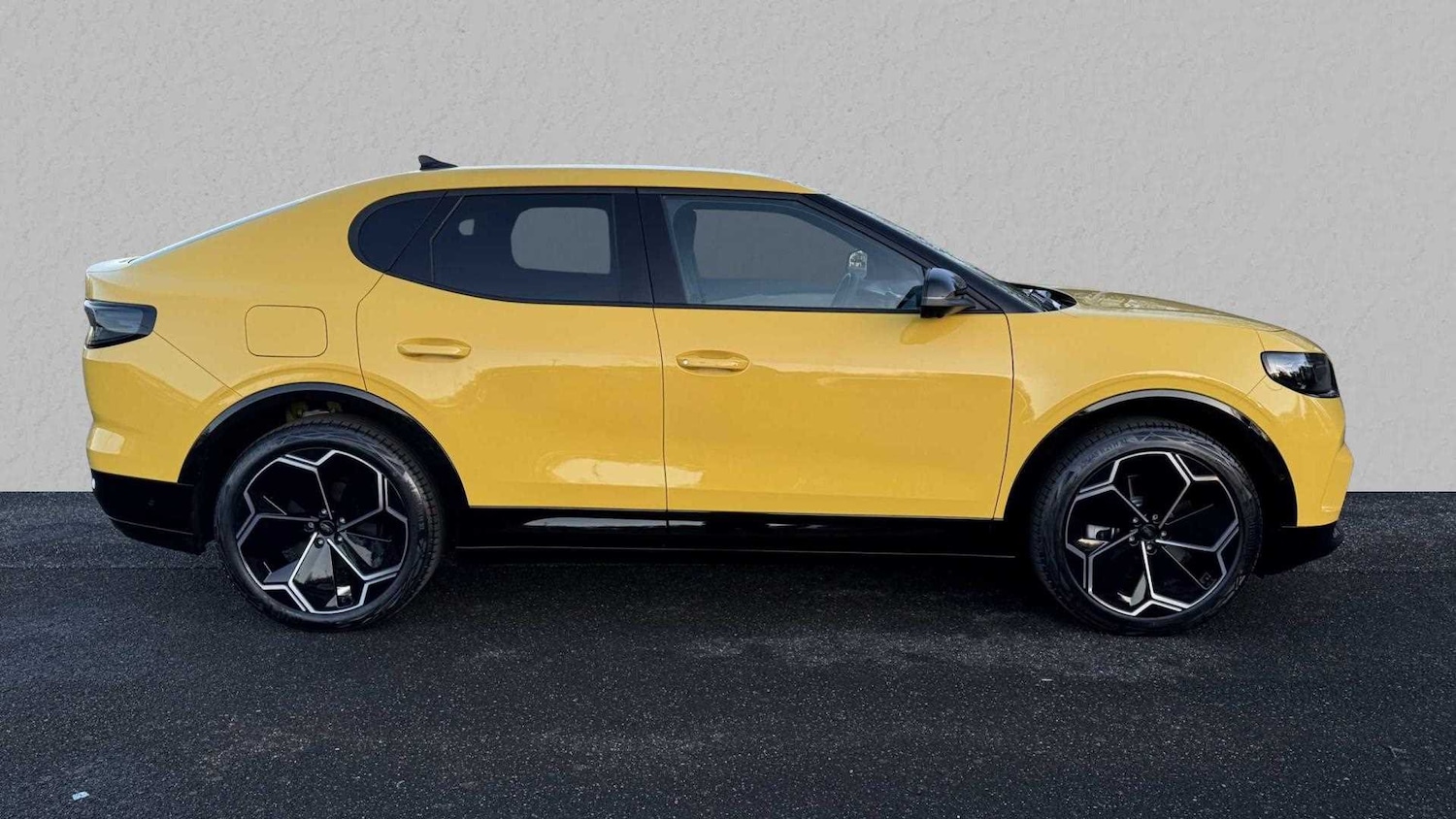 Used Ford Capri 2025 for sale - 75317678: Photo 5