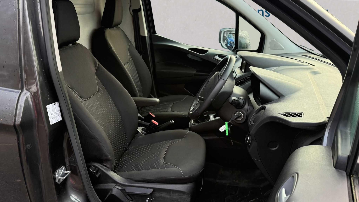 Used Ford Transit Courier 2023 for sale - 77076602: Photo 5