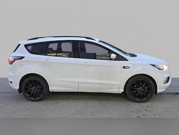 Used Ford Kuga 2018 for sale - 76015947: Photo 3