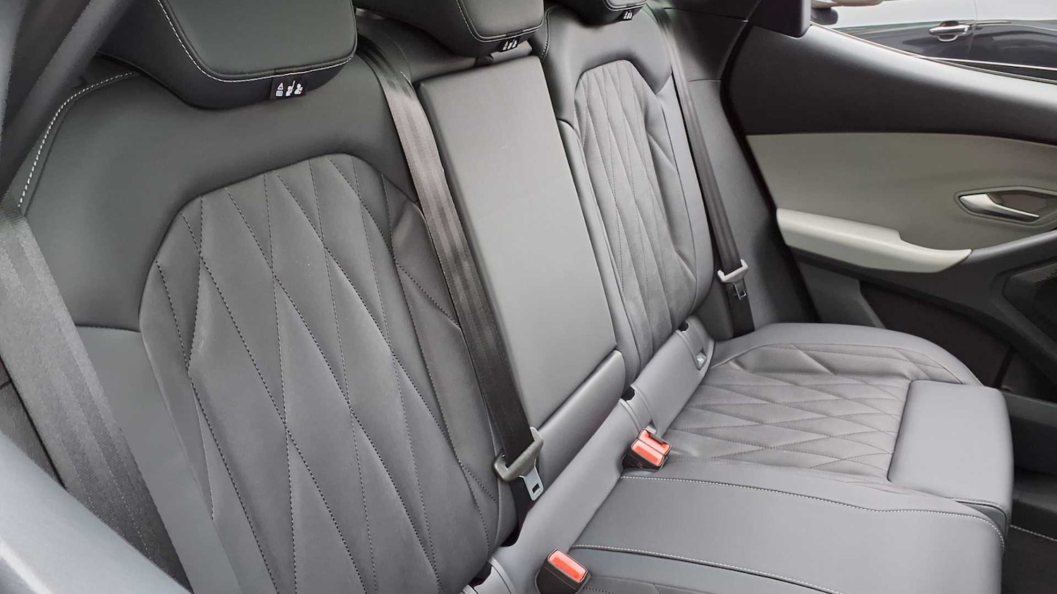 Used Ford Capri 2024 for sale - 76475835: Photo 21