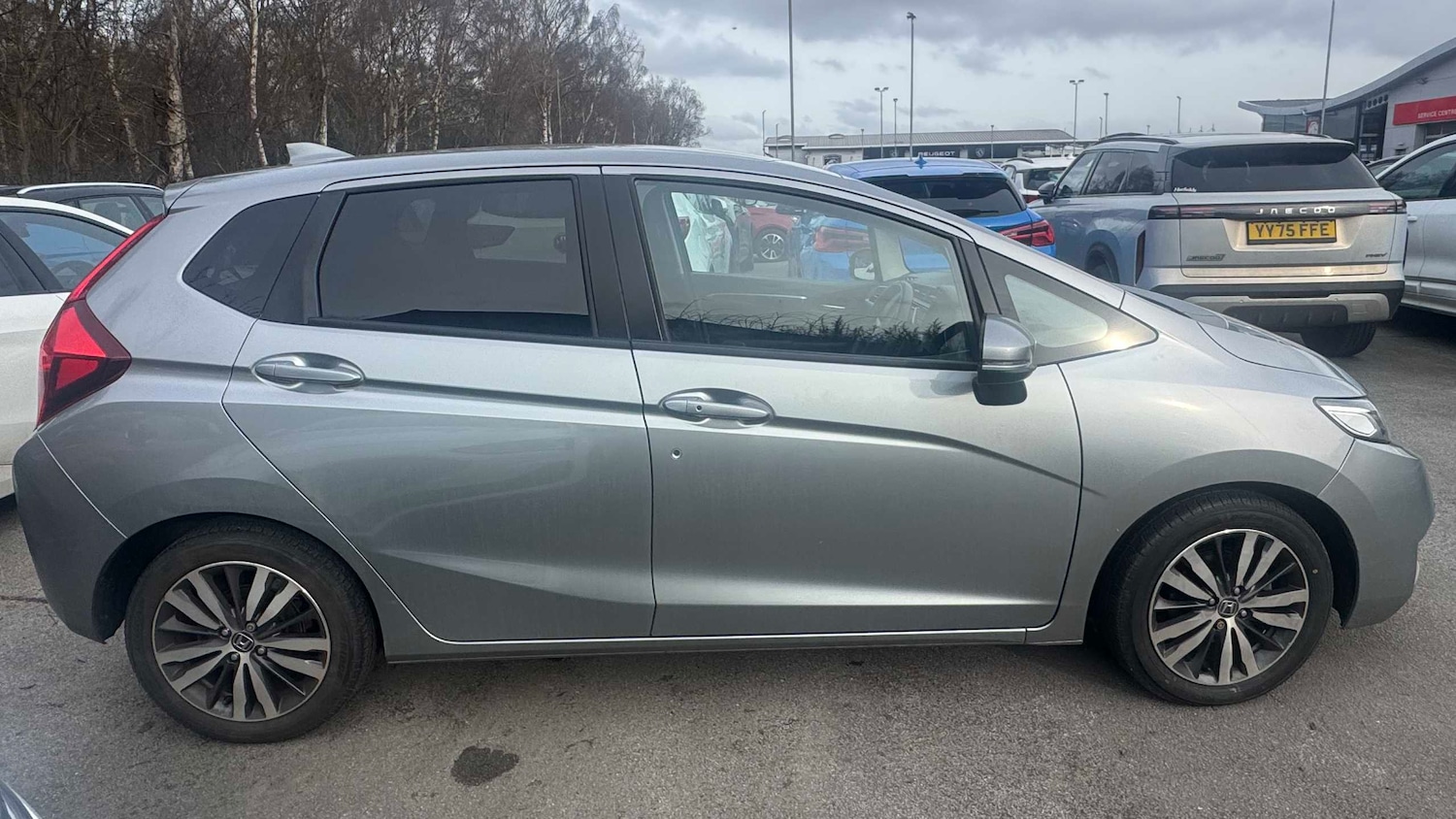 Used Honda Jazz 2017 for sale - 77601268: Photo 4